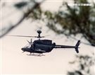 陸軍航特部OH-58奇奧瓦偵察直升機和AH-1W眼鏡蛇攻擊直升機偕同作戰，將來有可能由AH-64A阿帕契攻擊直升機替換AH-1W。（記者邱榮吉/攝影）