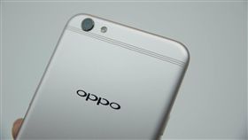 OPPO R9s登台　售價14990元、明凌晨開放預購(圖／李鴻典攝)