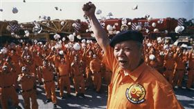 胡鵬飛,胡漢龑,吊車　圖／翻攝自胡漢龑臉書 16:9