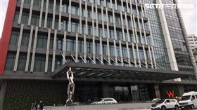 郭女離開W飯店時陷入昏迷，送往國泰醫院救治後，再轉往台北榮總搶救6小時後身亡（楊忠翰攝）