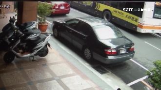 獨／公車門夾人害摔　嬤倒地腿遭輾斷