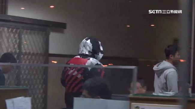 W飯店關鍵男爆內幕　酒趴原來這樣玩