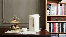 電熱水瓶、熱水器、喝水（圖／翻攝自象印臉書）