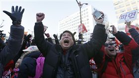 朴槿惠遭彈劾 外交部密切關注韓情勢_美聯