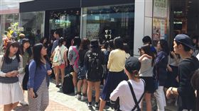 來自日本的超人氣甜點：ZAKUZAKU棒棒泡芙。（圖／公關照）