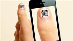 走失,失智,微晶片,QR code,貼紙,埼玉縣入間巿,全球定位系統,GPS,老人
（圖／翻攝自產經新聞）