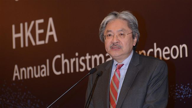 港前財政司長曾俊華　宣布參選港特首