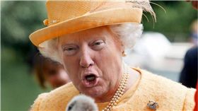 川普,英國女王,修圖,PS,IG,惡搞　圖／翻攝自 ogtrumpqueen IG