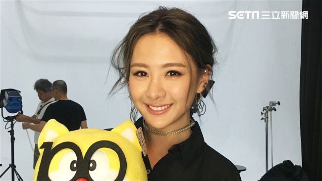 明星交換禮！安心亞貼身玩偶送給你