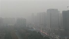 四川成都市霧霾（圖／翻攝自微博）