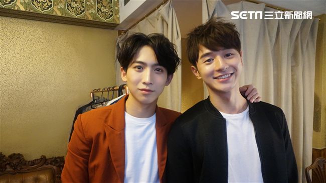 狼與魚的相遇！新生代「雙軒」揪聚餐