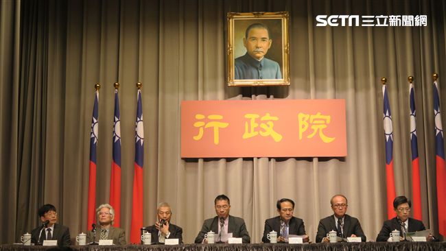 政院通過電動汽機車免貨物稅延長5年