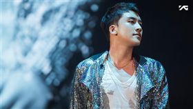 （圖／翻攝自BIGBANG臉書）