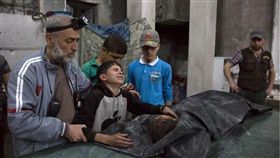 《時代雜誌》「2016十大最具代表性照片」。（圖／翻攝自《時代雜誌》）