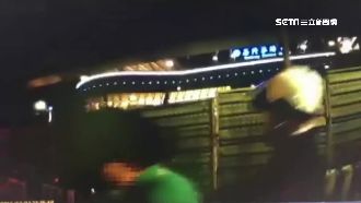 老翁見警急忙逃竄　原來他是通緝犯