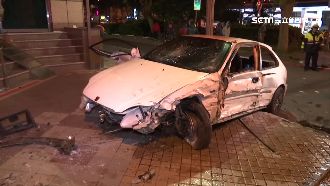 2車追撞波及機車　車主都得負責任