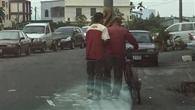 超商店員,爺爺 圖／翻攝自爆廢公社