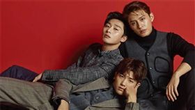 花郎
https://www.facebook.com/1740250476195140/photos/a.1740251492861705.1073741828.1740250476195140/1740251436195044/?type=3&theater