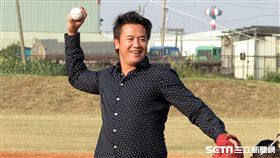 ▲曹錦輝現身高苑OB賽（圖／記者王怡翔攝）