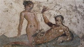 壁畫,性愛,姿勢,妓院,義大利,羅馬,古城,龐貝,男妓,妓女,火山爆發,體位,簡介,古蹟(每日郵報 http://www.dailymail.co.uk/sciencetech/article-4010260/Fifty-shades-Pompeii-Erotic-wall-paintings-reveal-x-rated-services-offered-ancient-Italian-brothels.html)