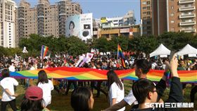 第五屆台中同志遊行(20161217),同性婚姻,婚姻平權,多元彩虹城（圖／記者林育賢攝）（校園記者）