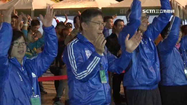 不慢跑拒唱跨年　柯文哲拚市政救民調