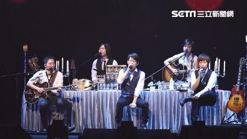 五月天台北演唱會首場小巨蛋熱鬧開唱