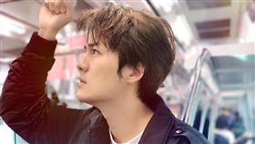 藝人吳克群驚爆罹患左耳突發性耳聾。（圖／翻攝自藝人吳克群臉書粉絲團／網址　http://bit.ly/2hfqsTz）