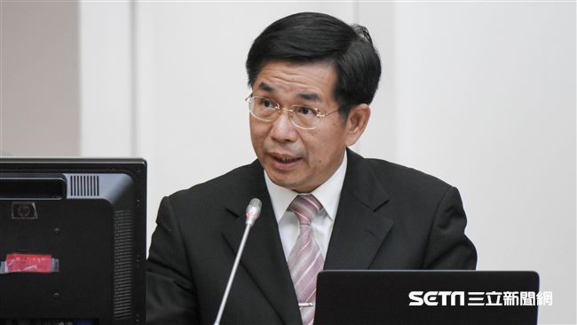 學生校慶扮納粹軍　教育部長道歉了