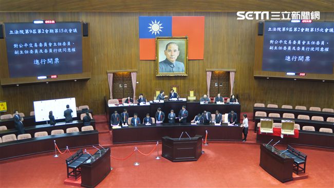 立院初審　退職政務人員再任禁領雙薪