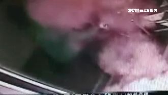 黑衣男子闖美髮店　丟擲信號彈縱火