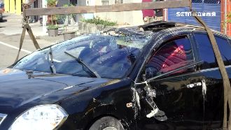 車遭追撞衝對向　急閃「橫禍」害翻車