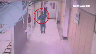 躁鬱症復診不願住院　帶妻小潑汽油