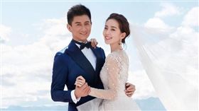 吳奇隆與劉詩詩結婚，小虎隊成員合體（圖／翻攝自微博）