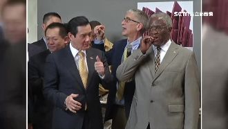 聖國總統超大牌！曾傲慢放馬英九鴿子