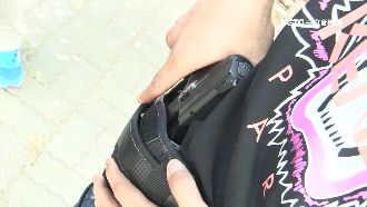 姐姐研發新槍套　讓員警成「快槍俠」