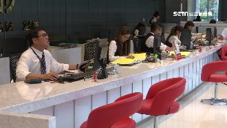 年終兩樣情　金融、科技、製造拿最多