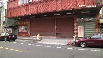 戲院前連2天停車　車主、業者爆口角