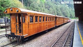 阿里山森林鐵路檜木車廂。（圖／台鐵提供）