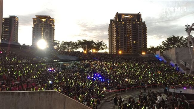 最強音熱力開唱中　湧入近六千名觀眾