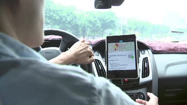 為躲稽查　Uber司機請乘客坐副座