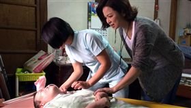 牽手,陳國進,癱瘓,妻子,楊貴媚,陳麗華(中央社)