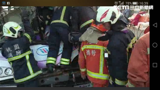 國一北向5車連環車禍　客運9人傷