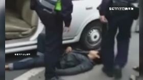 偷車還裝死2400.