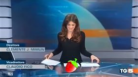 主播,台下,電影,CostanzaCalabrese,卡拉布里斯,玻璃,主播台　圖／翻攝自YouTube