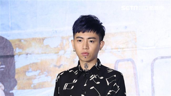 最特別禮物？謝和弦抓緊機會不忘放閃