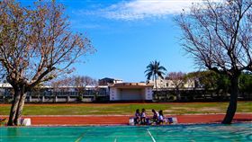 茄萣成功-國小-操場-。（圖／翻攝學校官網）