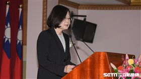 總統蔡英文出席陸海空軍將官晉任布達暨授階典禮  圖／記者林敬旻攝