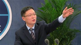 兩岸新共識？陸：不能偏離兩岸同屬一中
針對中國大陸學者指兩岸可在「九二共識」外另尋新共
識，大陸國台辦發言人安峰山（圖）28日說，無論怎樣
表述，都不能偏離「兩岸同屬一個中國」核心認知。
中央社記者尹俊傑北京攝  105年12月28日