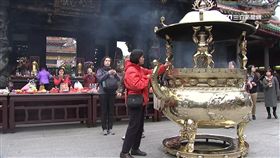 -龍山寺-拜拜-燒香-求籤-